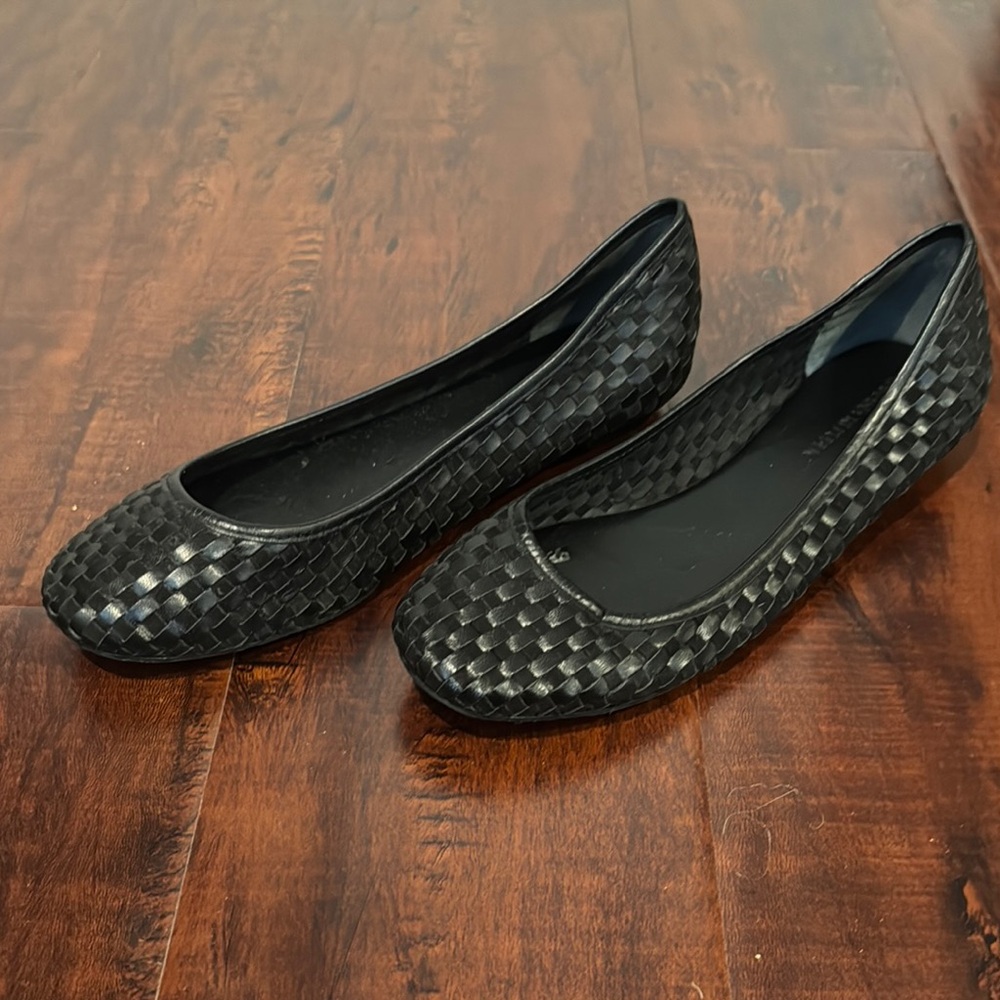 Elegant Black Woven Women's Flats